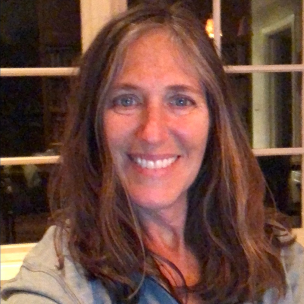 Meet your Posher, Lisa